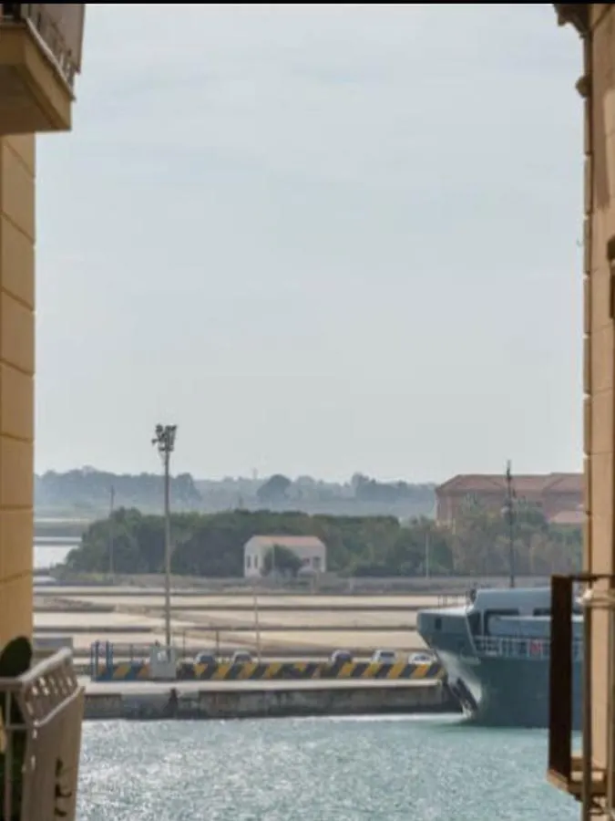 Appartamento Ad Uso Turistico Trapani One 0*,